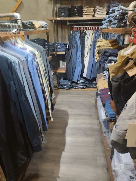 Ảnh đánh giá cửa hàng JEAN SHOP